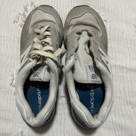 New Balance Men's Gray 574 - Picture 2 of 6